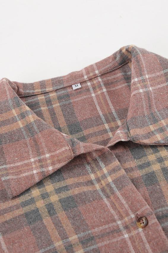 Camicia a quadri a maniche lunghe con colletto retrò largo 