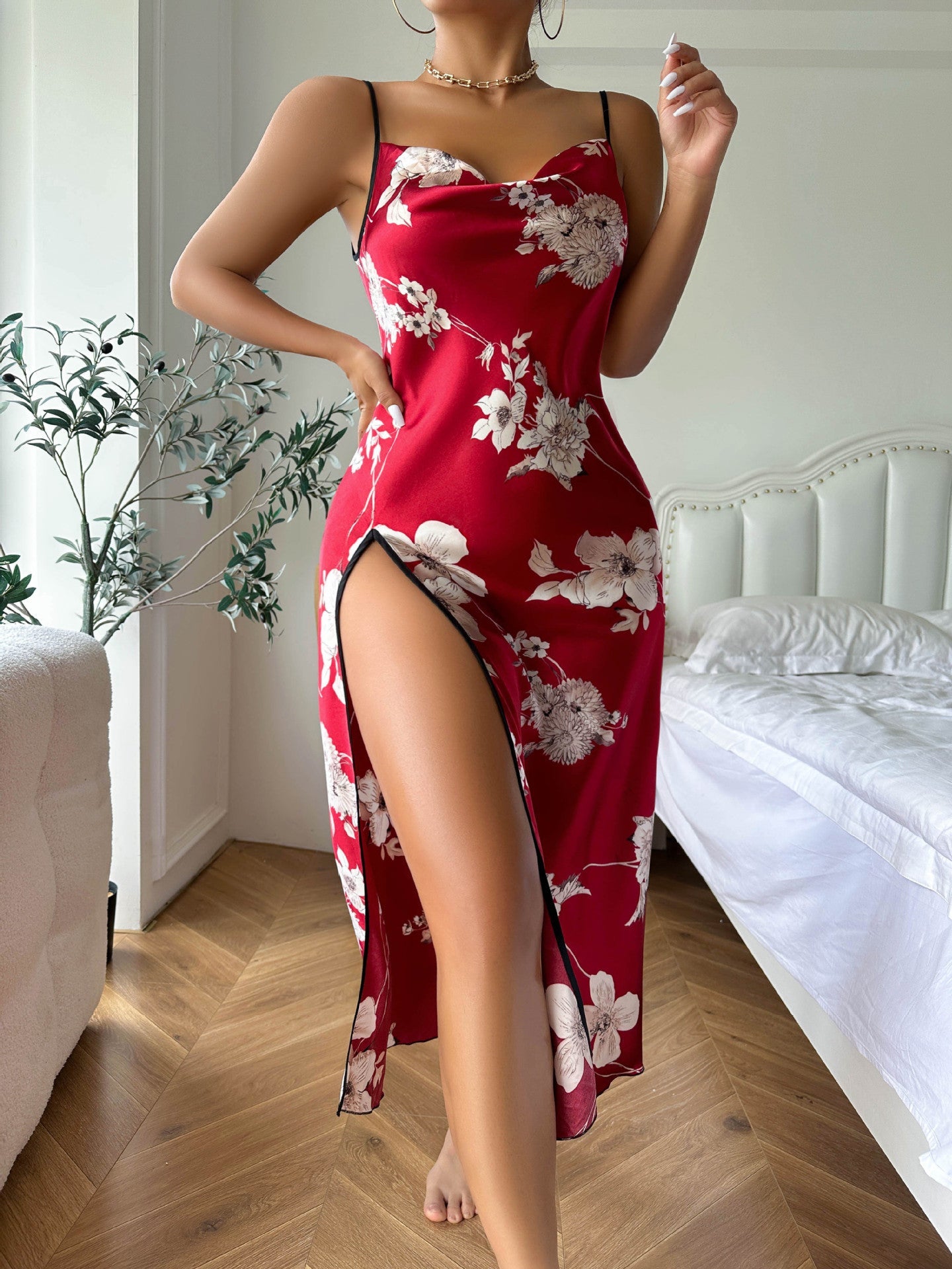 Red Sexy Floral Print Backless Slit Nightgown