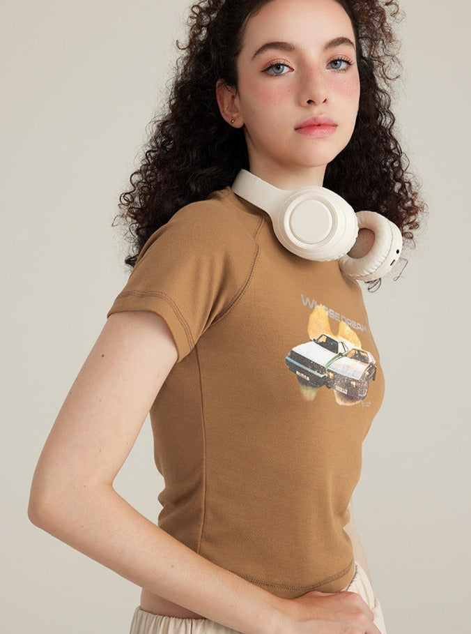 Caramel Color Printed Short-Sleeved Raglan Style Sexy Top