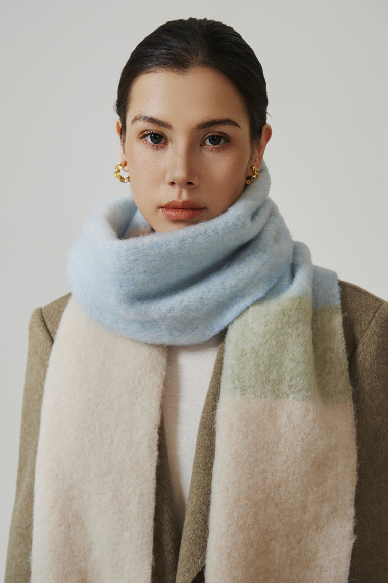 Luxurious Multi-Tone Wool Scarf